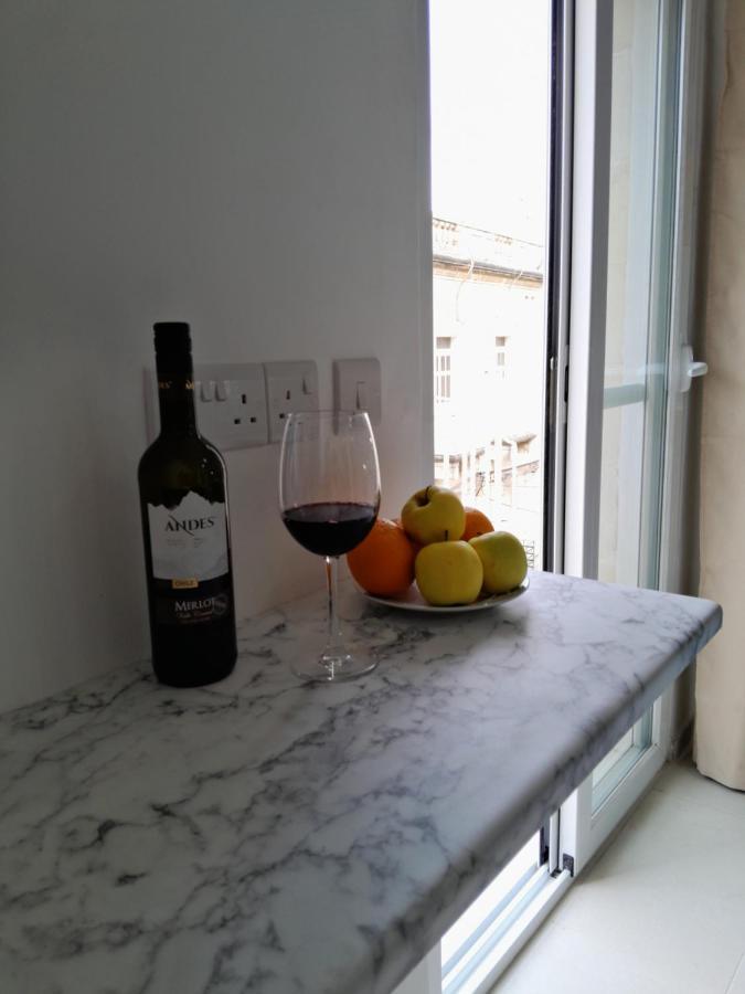 Limestone Sun Sliema Luaran gambar